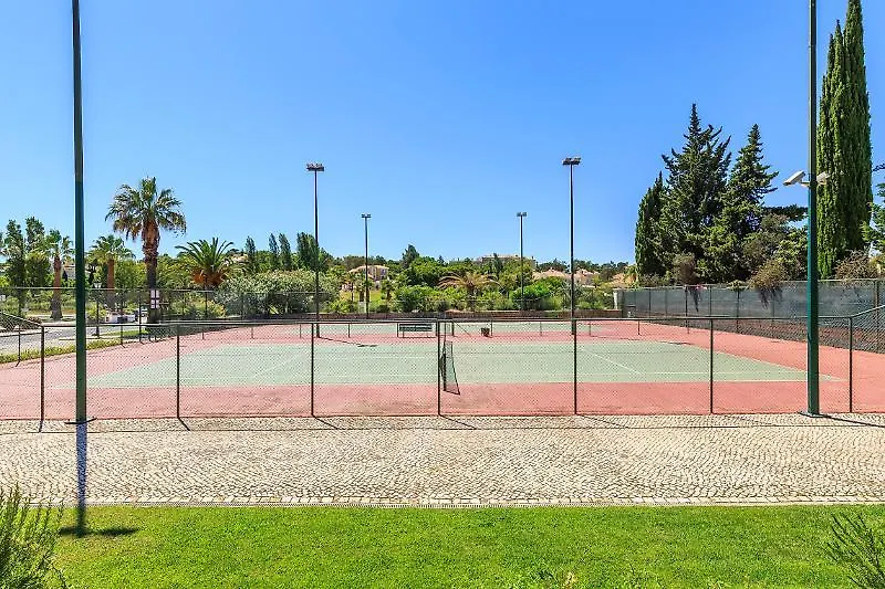 Lakeside Country Club - Apartamentos Turisticos Quinta do Lago 4*,